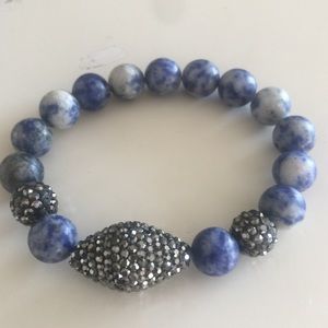 Denim dyed bead stretch bracelet